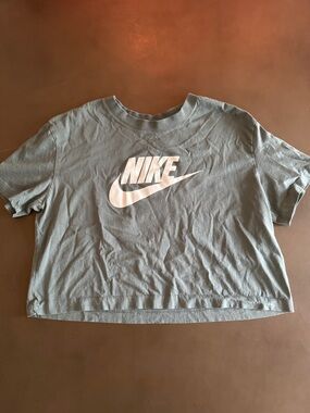 Nike Women's Light Gray/Green Logo Cropped Tee